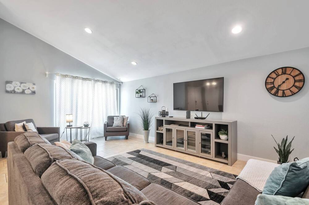 Photo of Bedroom in Pima Meadows