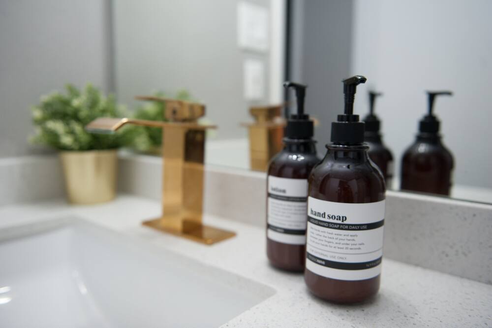 Photo of Bathroom in Inner Circle