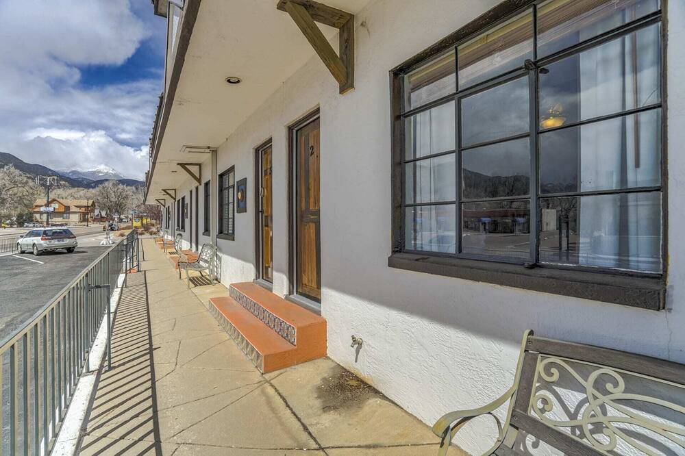 Photo of Others in West Colorado Springs