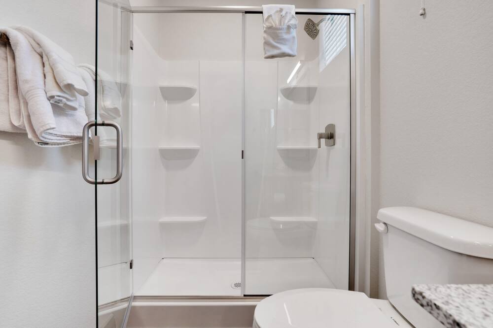 Photo of Bathroom in Palm Valley