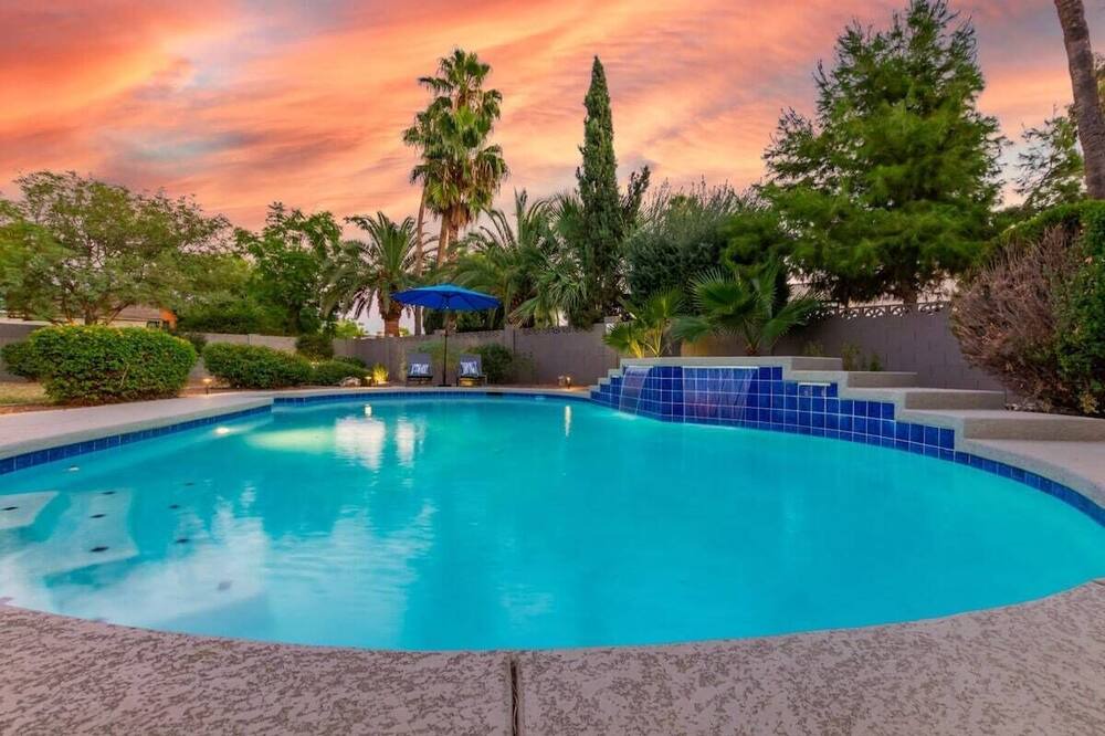 Photo of Outdoor in Raskin Estates
