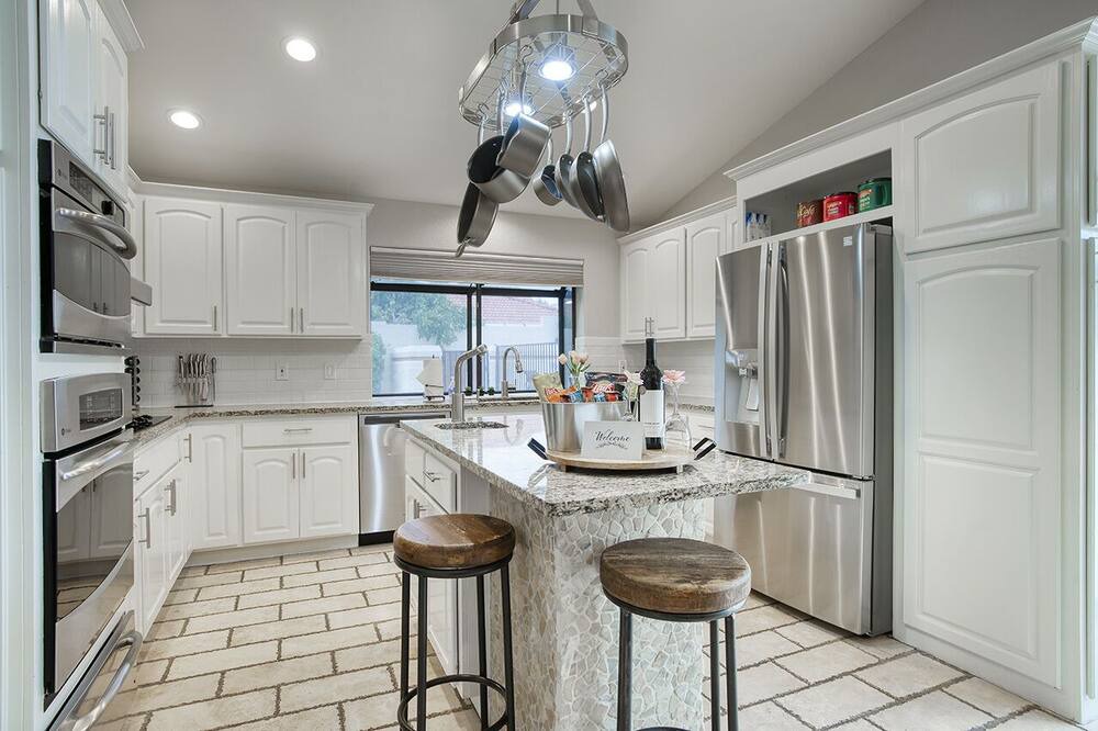 Photo of Kitchen in Paradise Valley Village