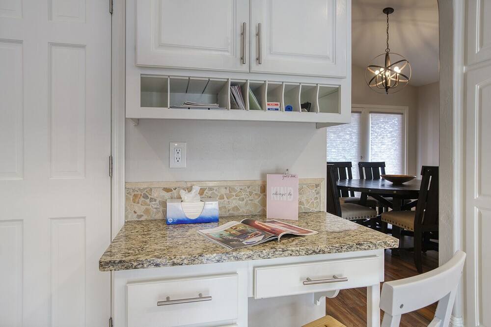 Photo of Kitchen in Paradise Valley Village