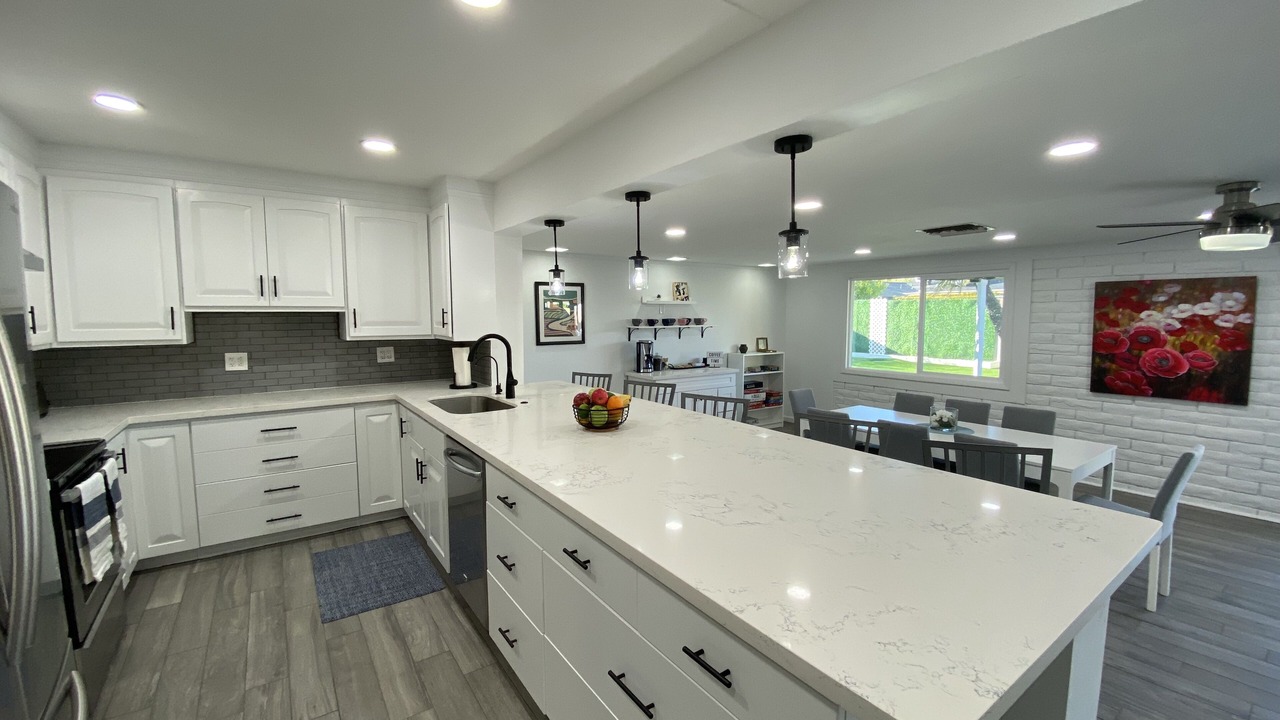 Photo of Kitchen in Hy-view