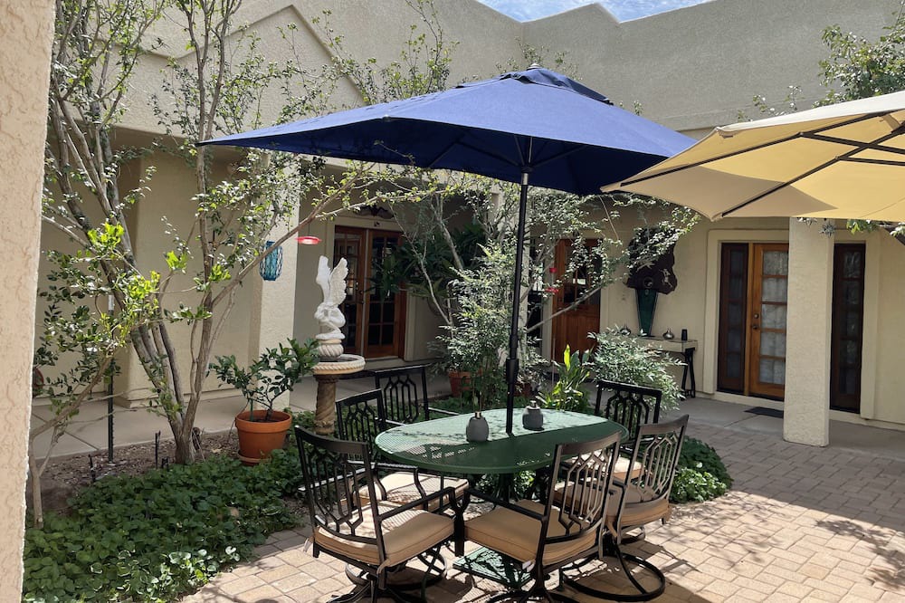 Photo of Outdoor in Pearce