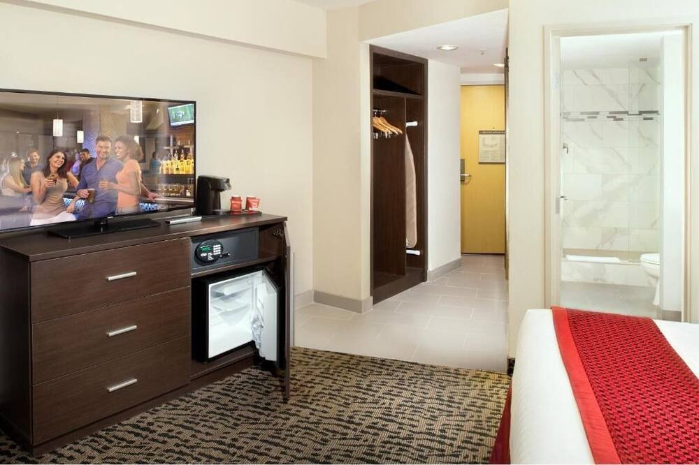 Photo of Bedroom in Gateway District