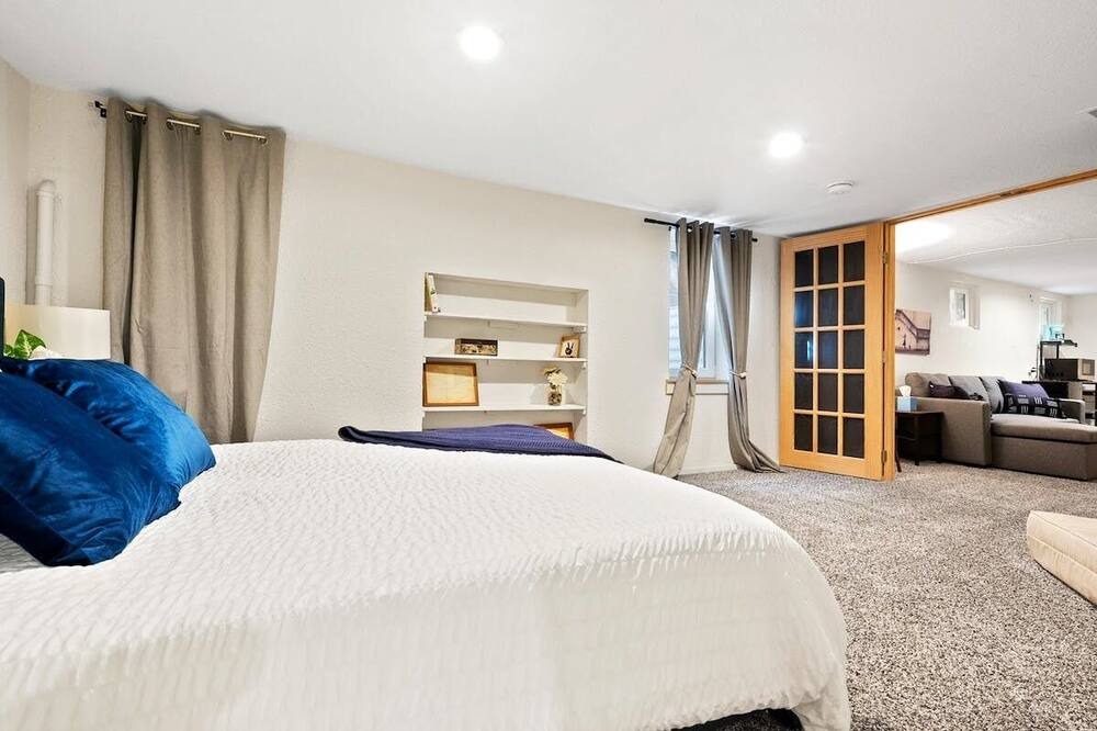 Photo of Bedroom in Congress Park