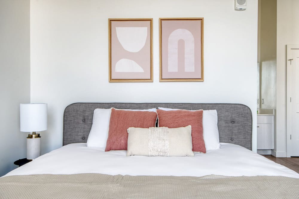 Photo of Bedroom in River North Art District