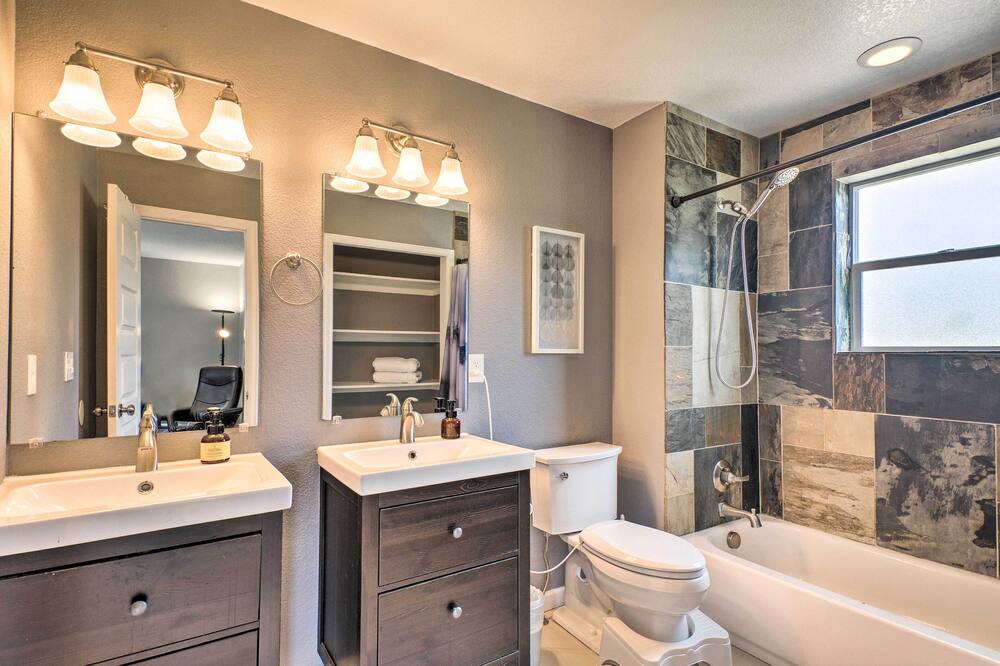 Photo of Bathroom in Divide