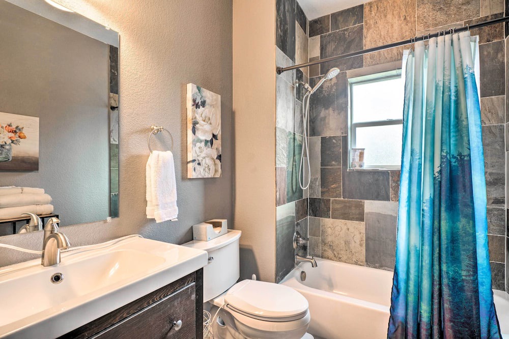 Photo of Bathroom in Divide