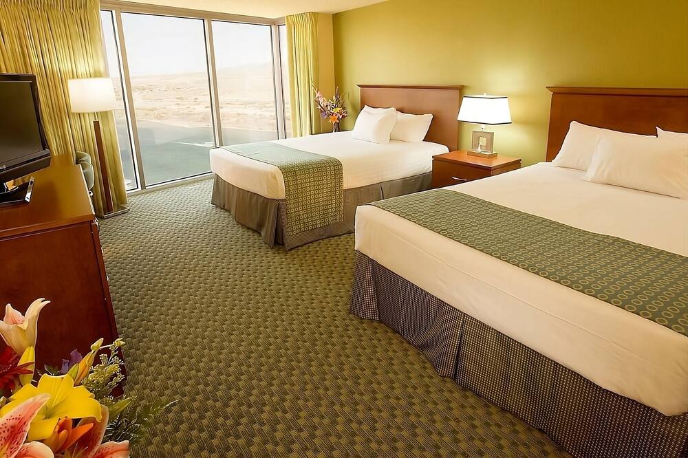 Photo of Others in Laughlin