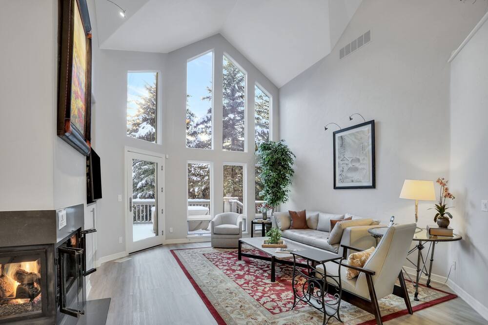 Photo of Bedroom in Edwards