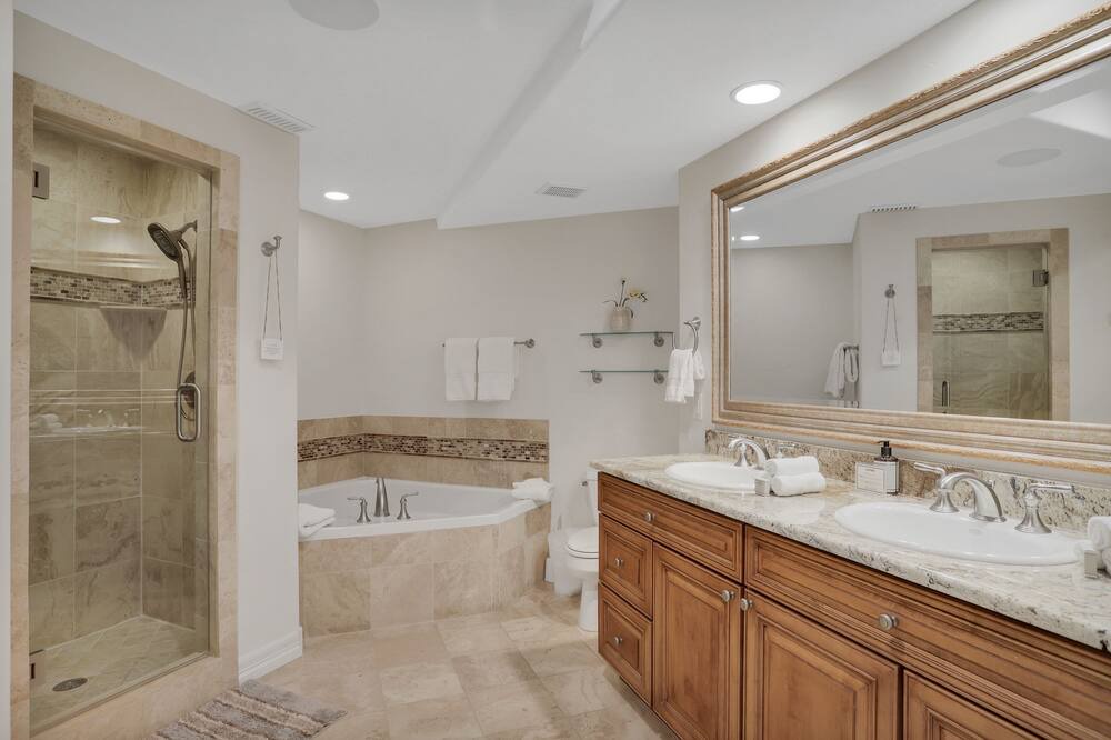Photo of Bedroom in Edwards