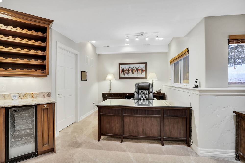Photo of Bedroom in Edwards