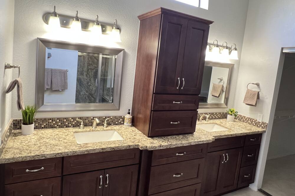 Photo of Bathroom in Casa Rica North