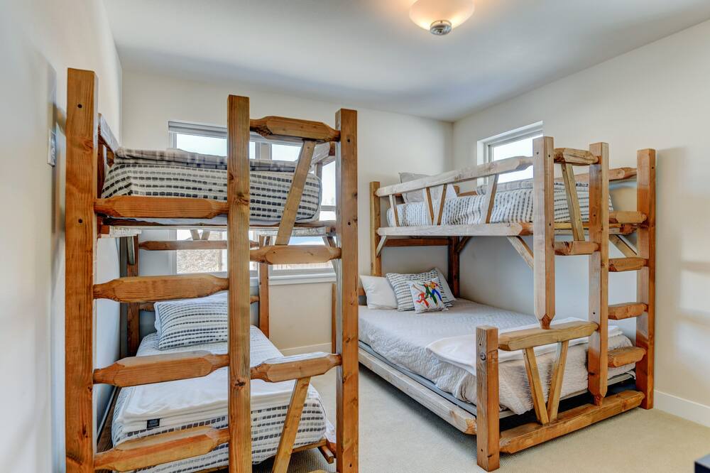 Photo of Bedroom in Rendezvous