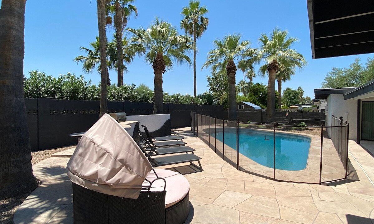 Photo of Outdoor in Raskin Estates