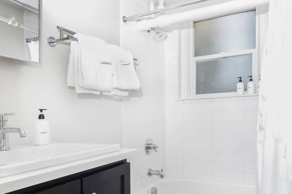 Photo of Bathroom in West Colfax