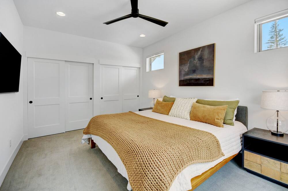Photo of Bedroom in Rendezvous