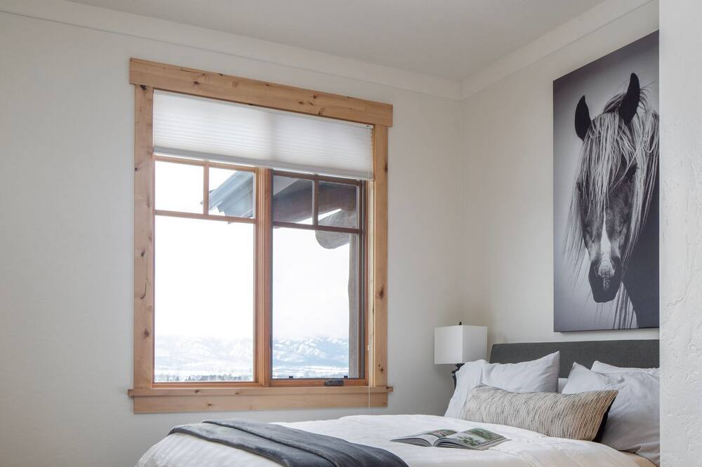Photo of Bedroom in Victor