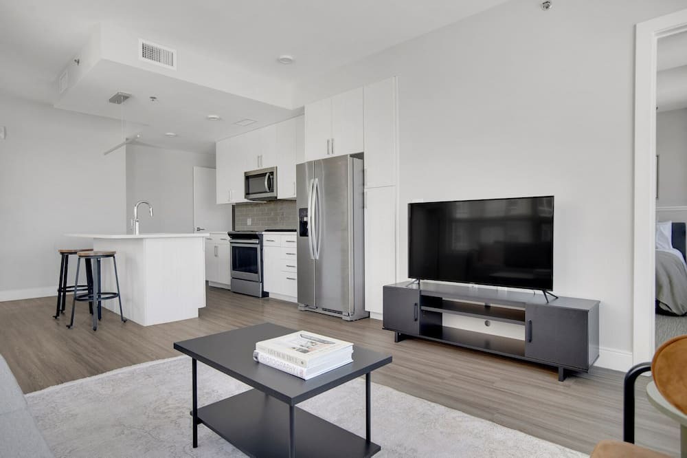 Photo of Livingroom in Five Points