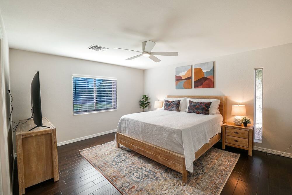 Photo of Bedroom in Shea North Estates