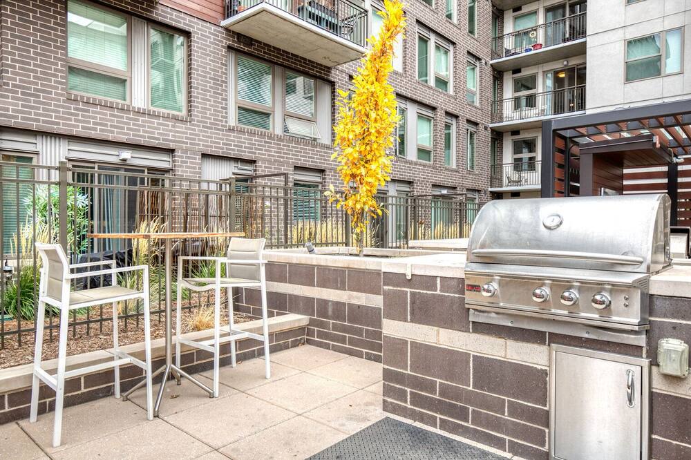 Photo of Outdoor in Hale
