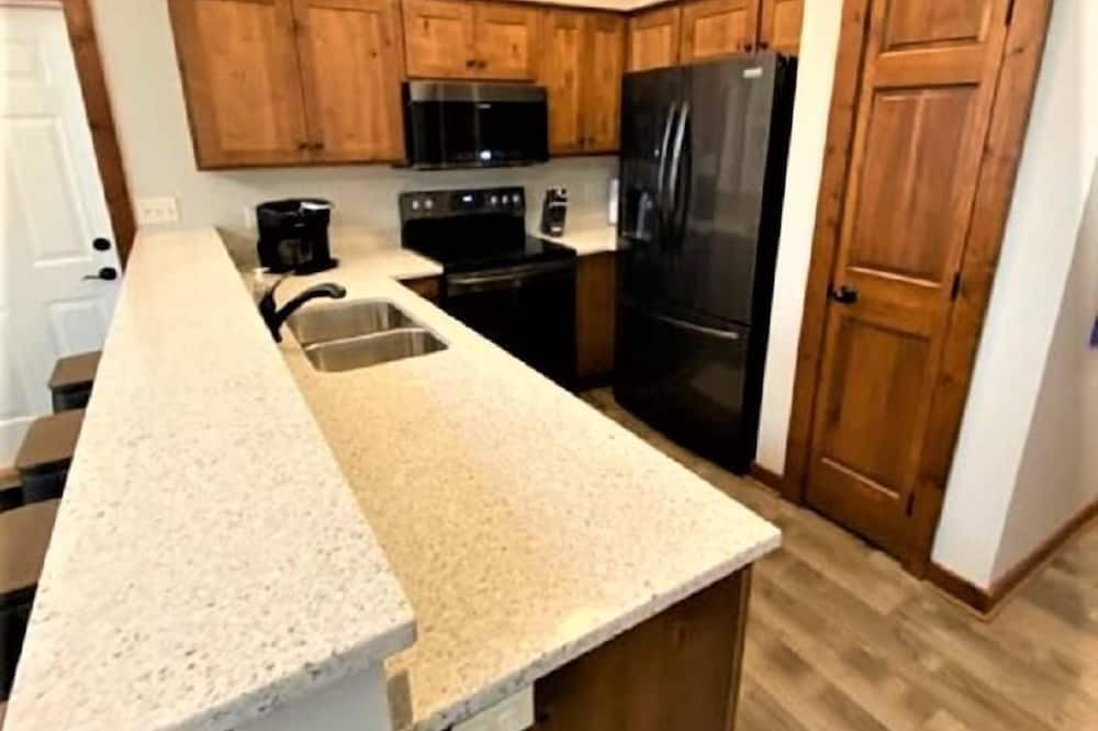 Photo of Kitchen in Arnolds Park