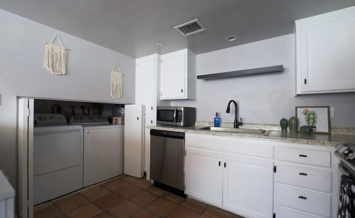 Photo of Kitchen in Scottsdale Estates Nine