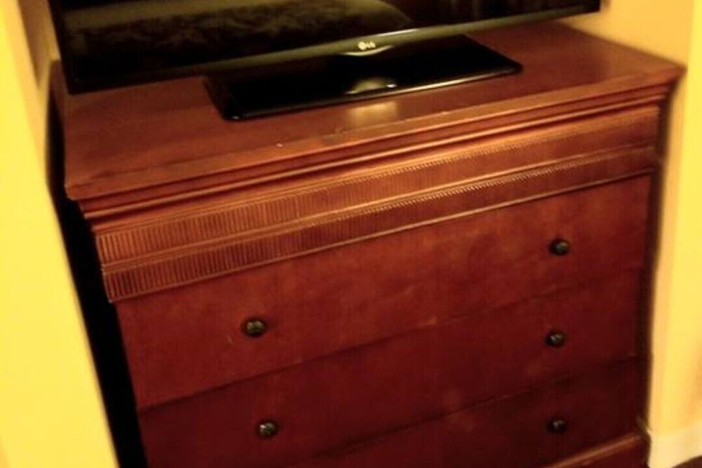 Photo of Bedroom in Enterprise