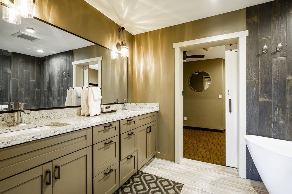 Photo of Bathroom in Torrey