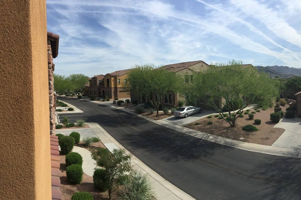 Photo of Patio Balcony in Talon Retreat