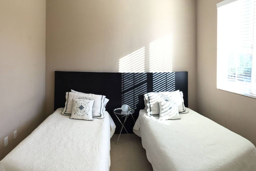Photo of Bedroom in Talon Retreat