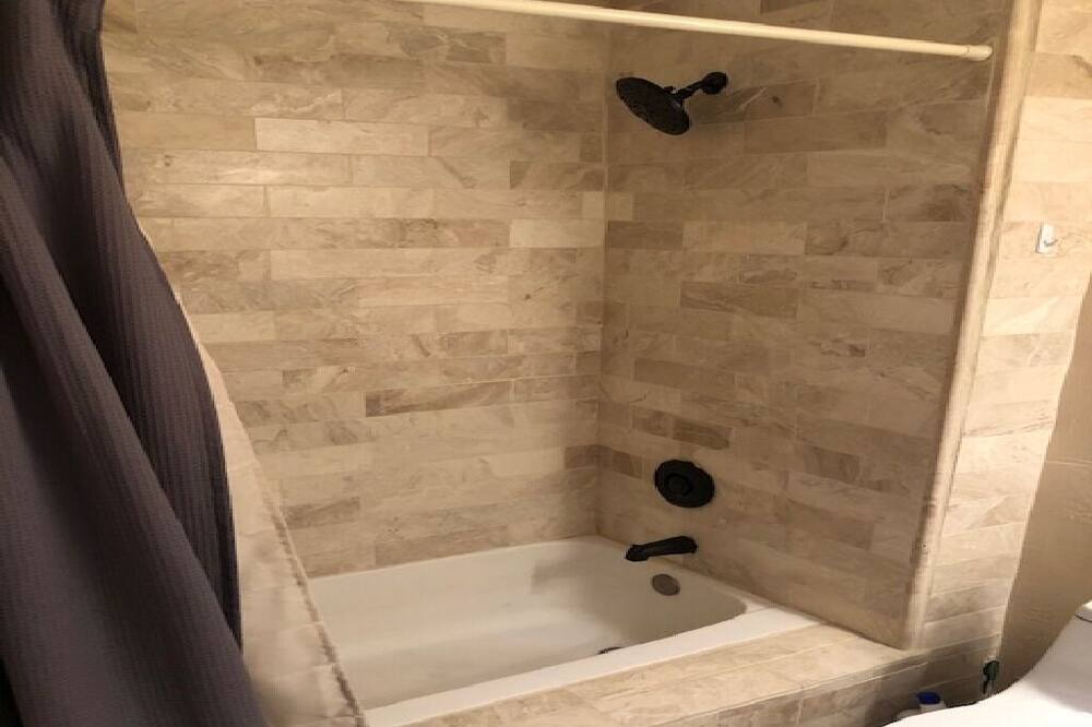 Photo of Bathroom in McCormick Ranch