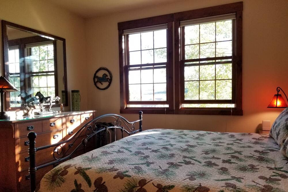 Photo of Bedroom in Granby