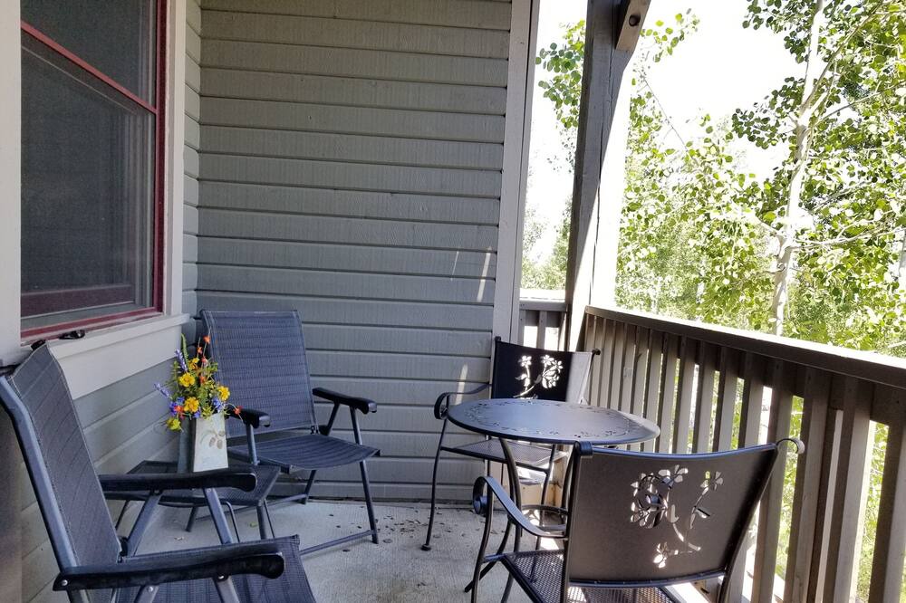 Photo of Patio Balcony in Granby