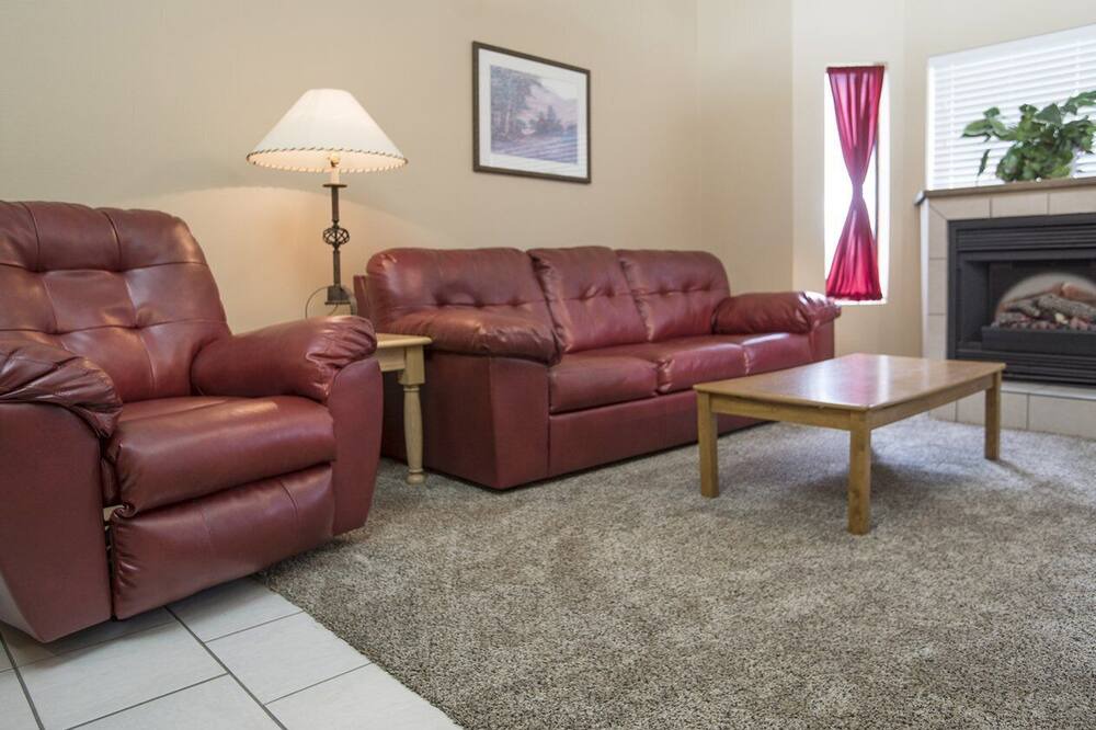 Photo of Bedroom in Lead