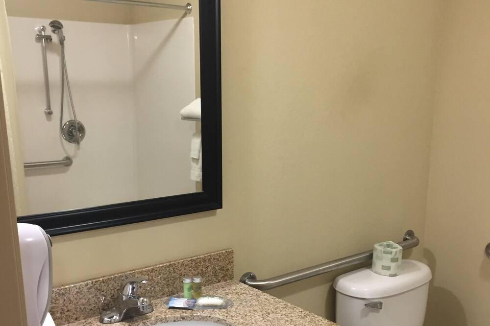 Photo of Bathroom in Bloomfield