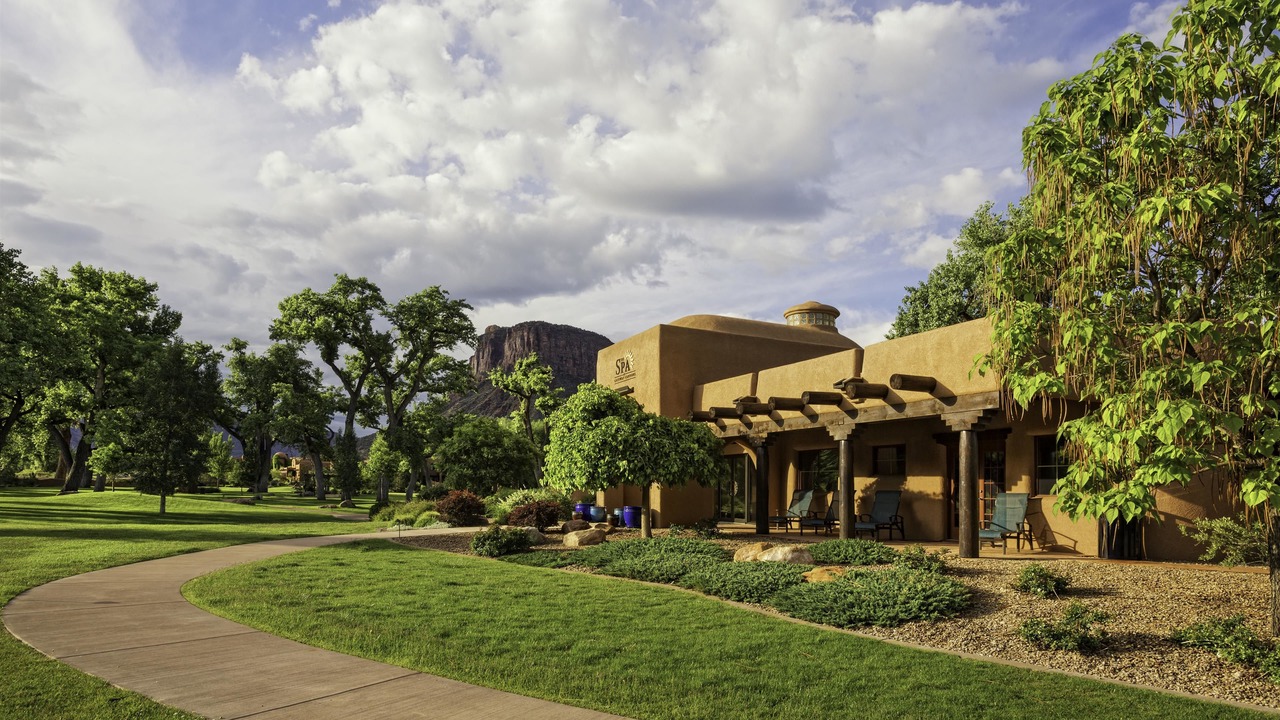 Photo of Outdoor in Gateway