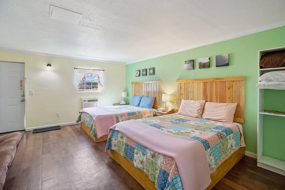 Photo of Bedroom in Florissant
