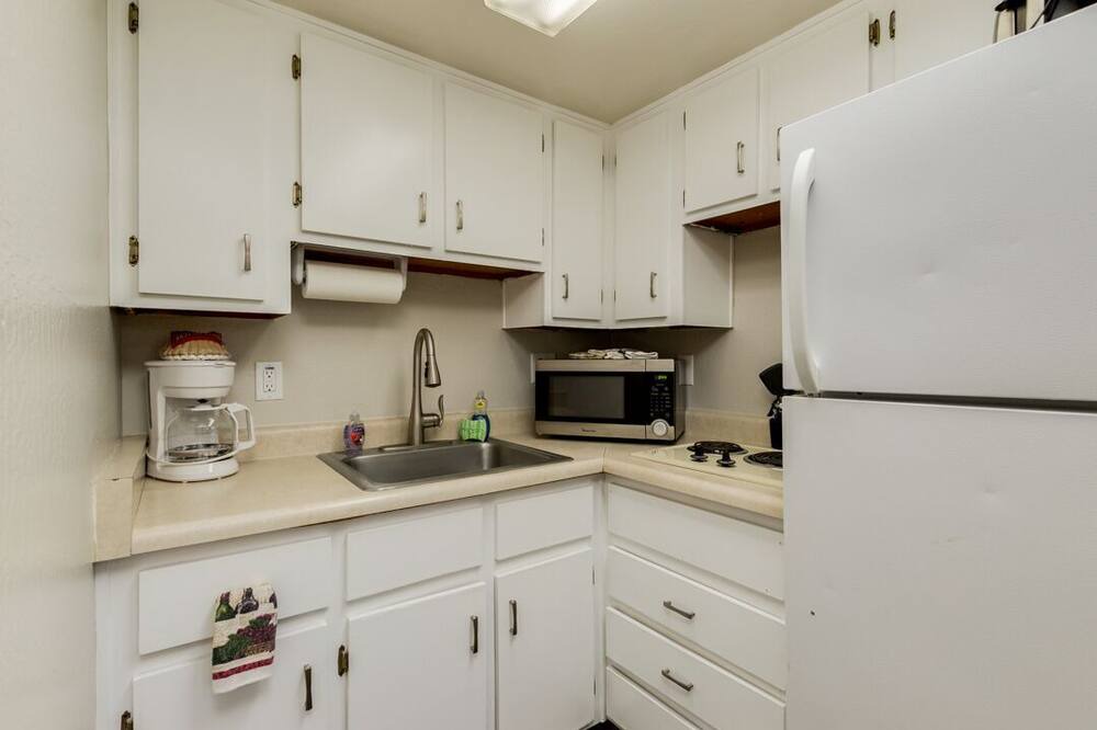 Photo of Kitchen in Surprise