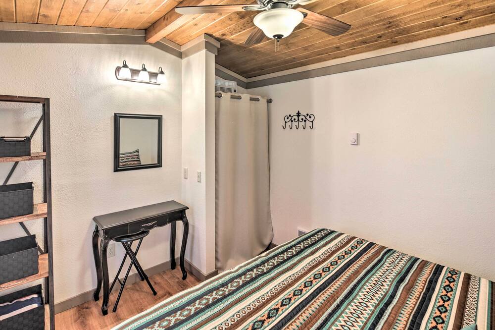 Photo of Bedroom in Lake Havasu City