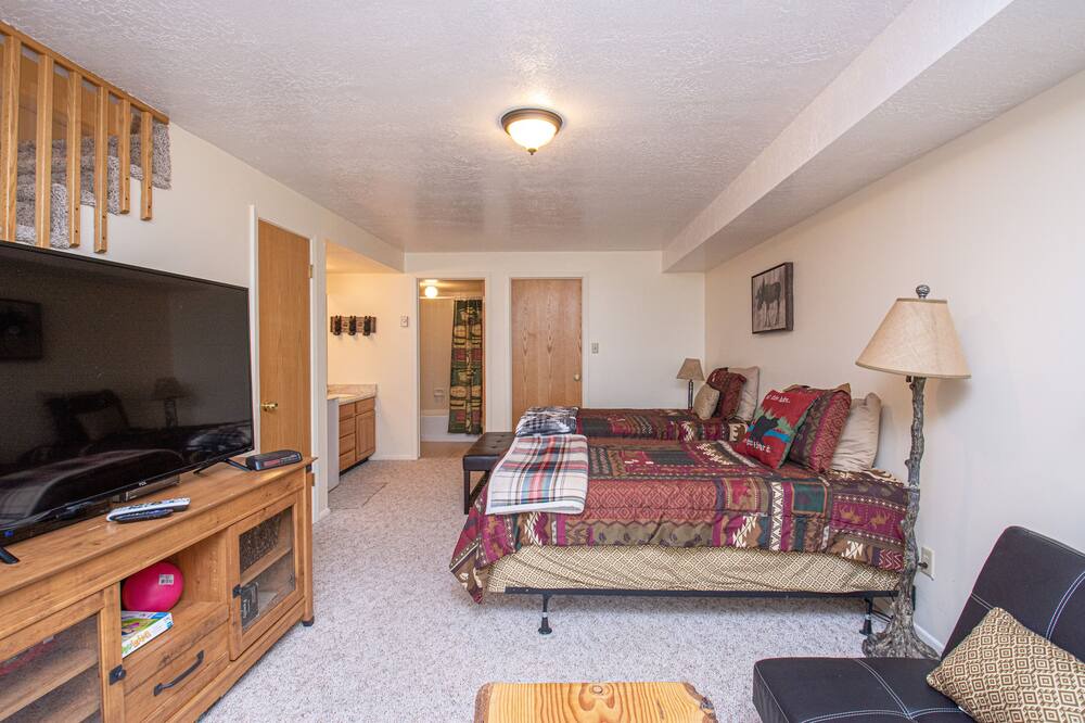 Photo of Bedroom in Wolf Creek