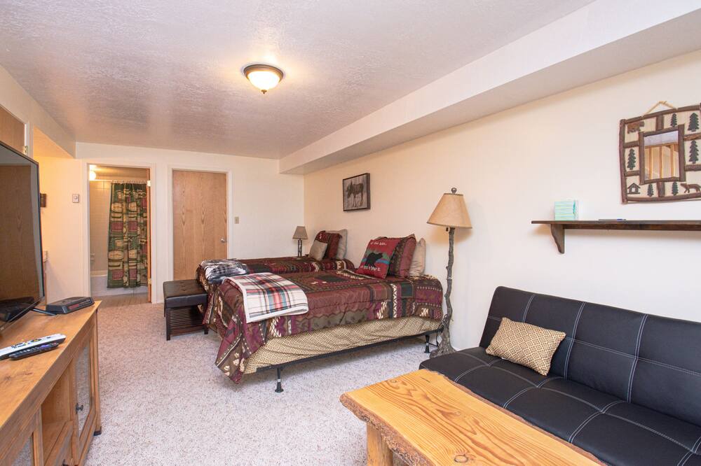 Photo of Bedroom in Wolf Creek