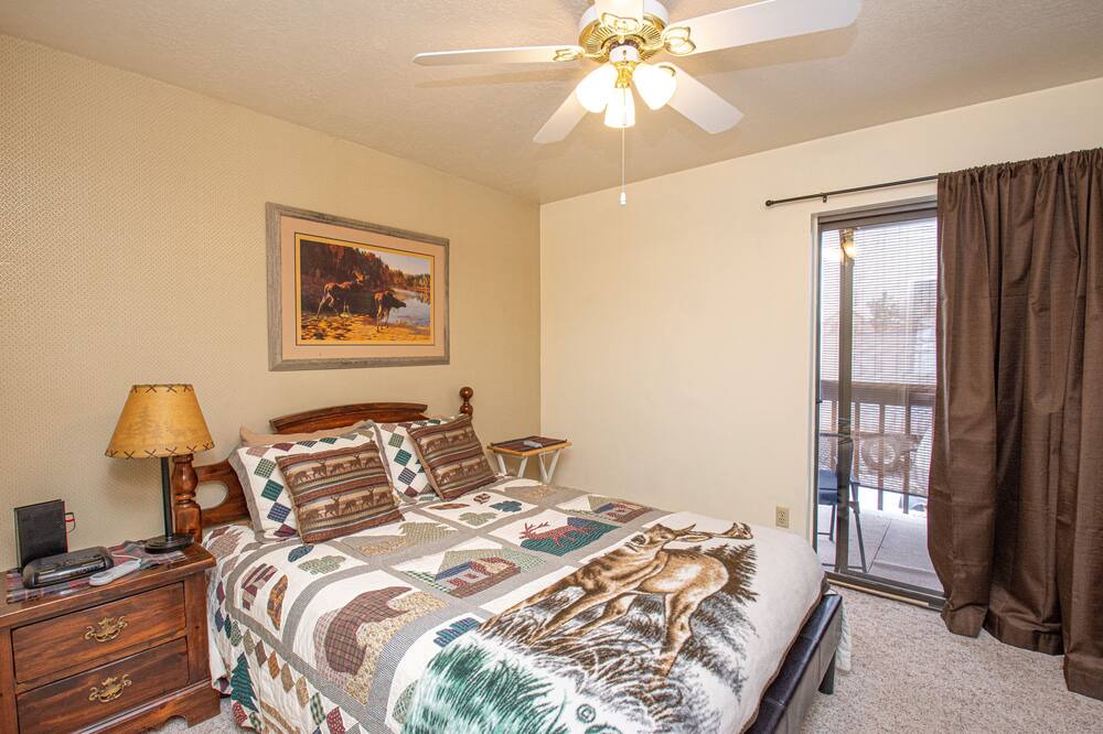 Photo of Bedroom in Wolf Creek