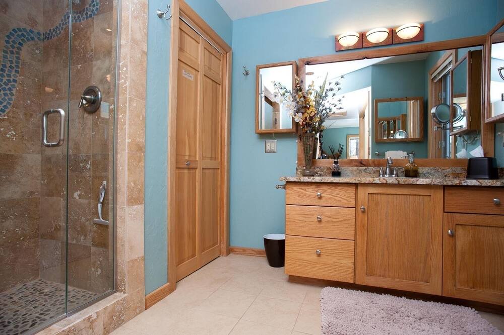 Photo of Bathroom in Purgatory