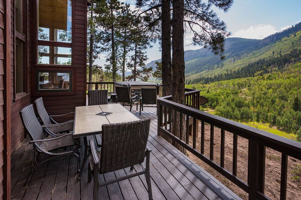Photo of Outdoor in Purgatory
