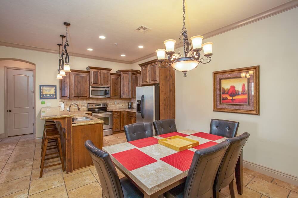 Photo of Livingroom in St. George