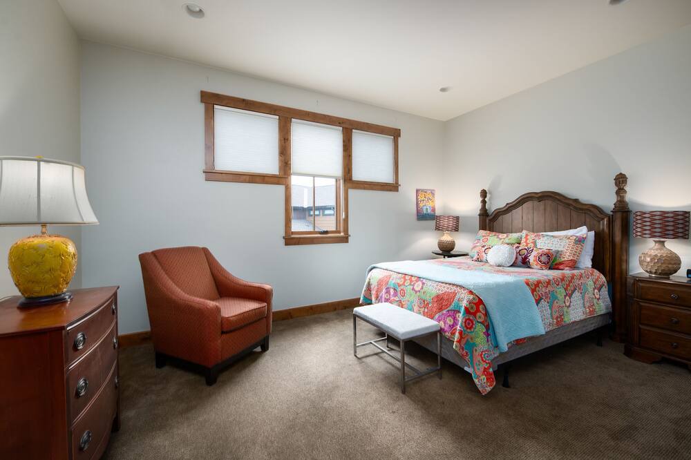 Photo of Bedroom in The Highlands