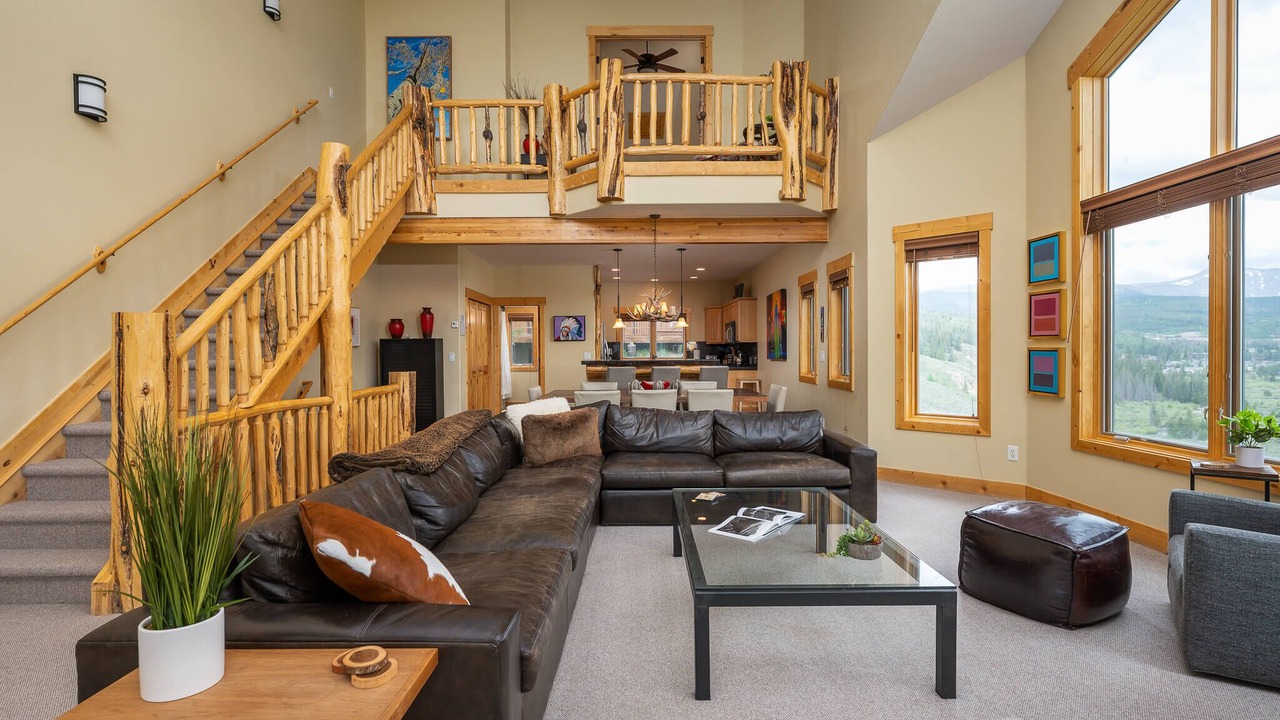 Photo of Livingroom in Fraser